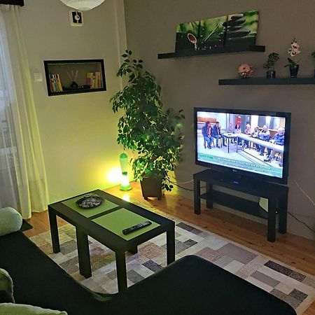 Cozy City Center Apartment Солун Екстериор снимка