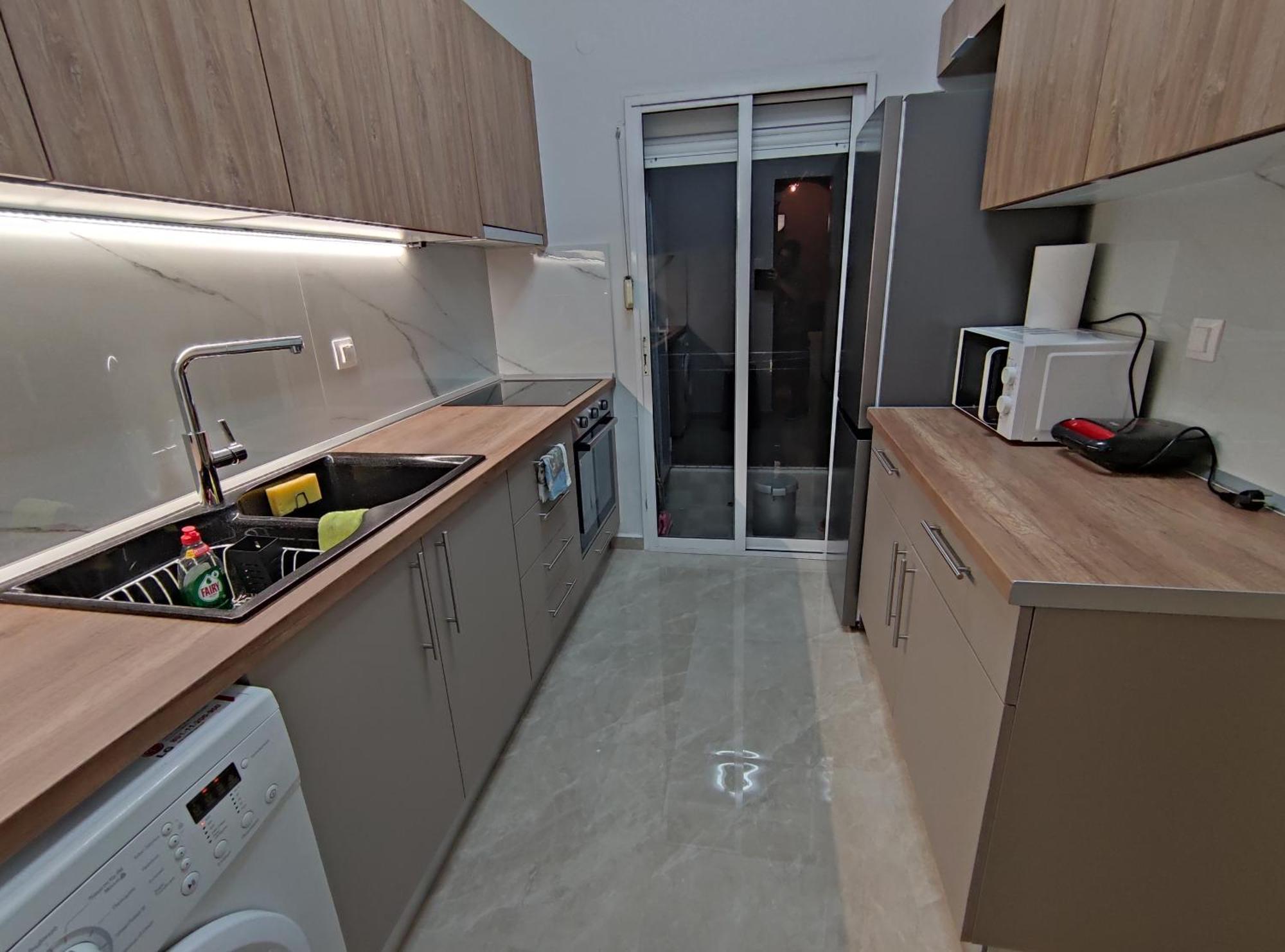 Cozy City Center Apartment Солун Екстериор снимка