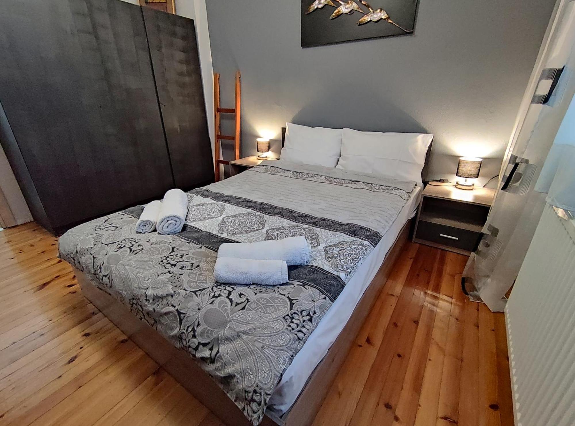 Cozy City Center Apartment Солун Екстериор снимка